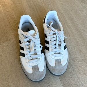 Adidas Sambas